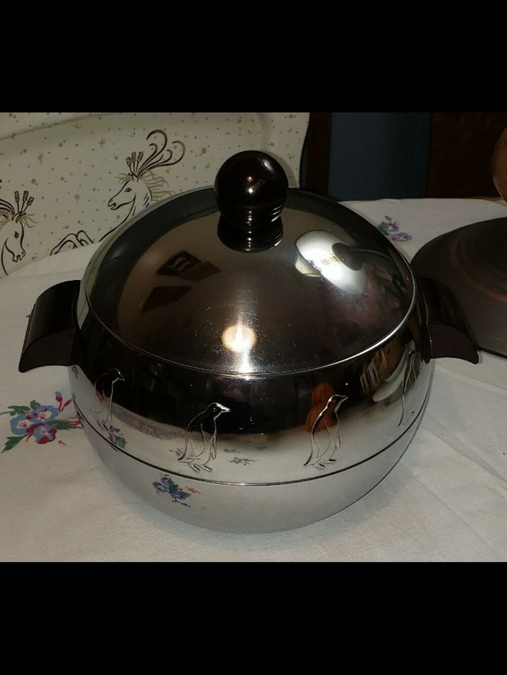Vintage MCM West Bend Penguin Hot/Cold Server